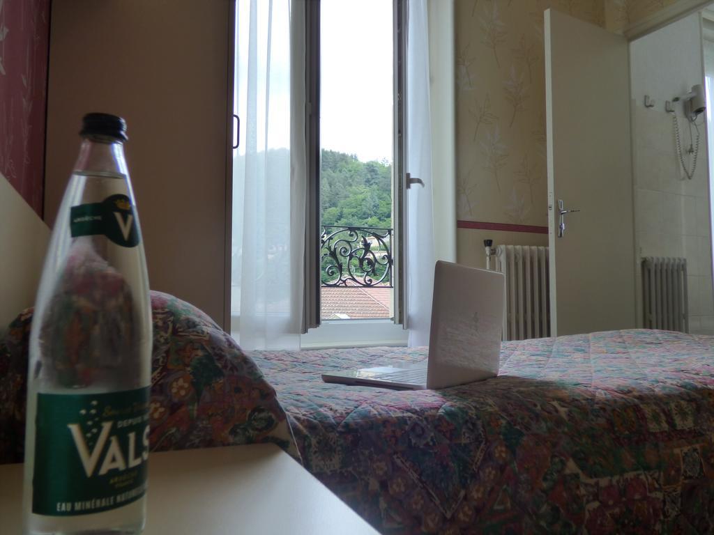 Hotel Saint Jean Vals-les-Bains Luaran gambar