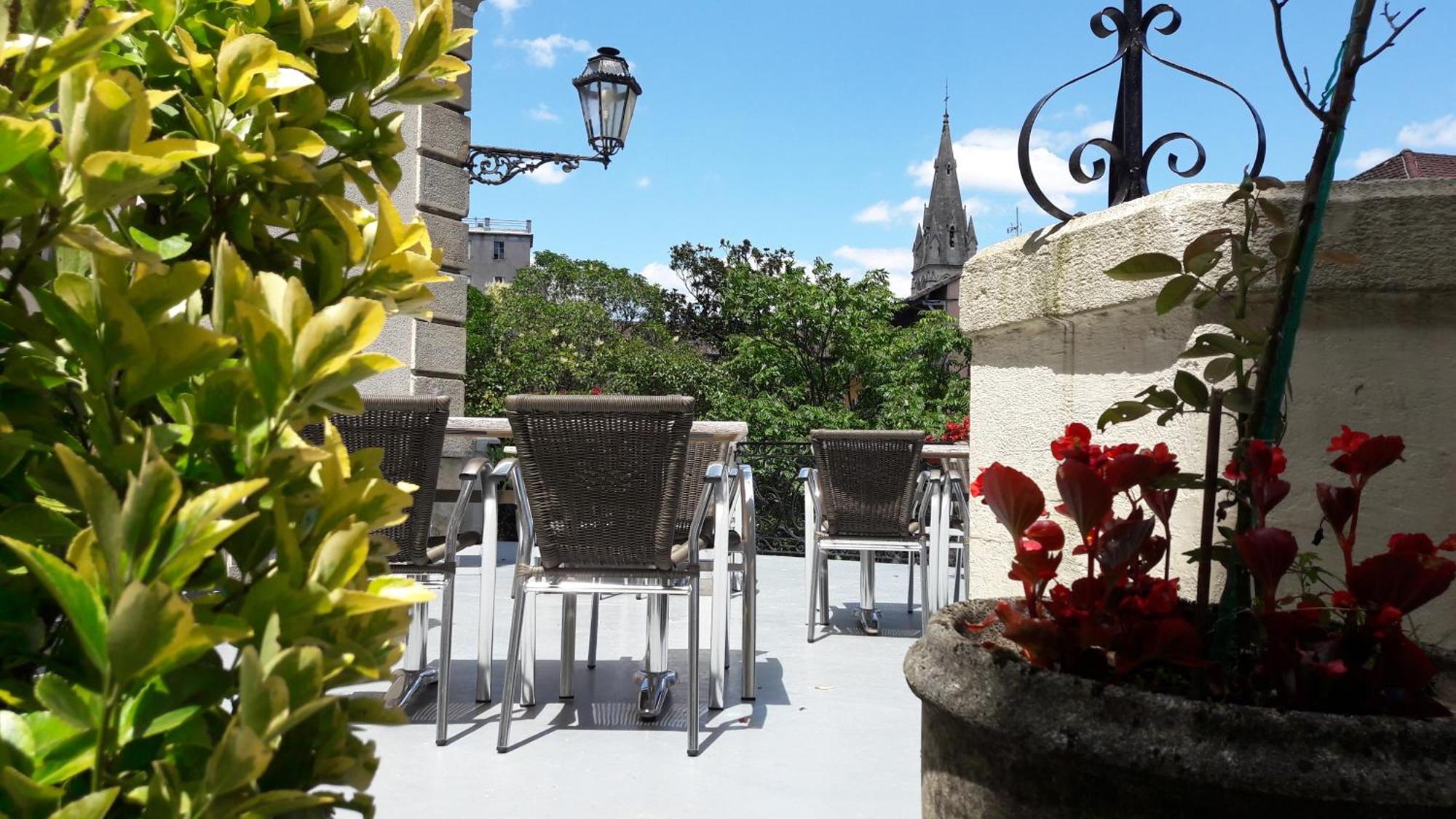 Hotel Saint Jean Vals-les-Bains Luaran gambar