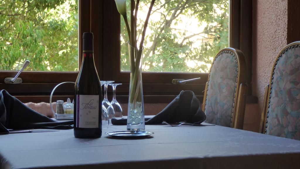 Hotel Saint Jean Vals-les-Bains Luaran gambar